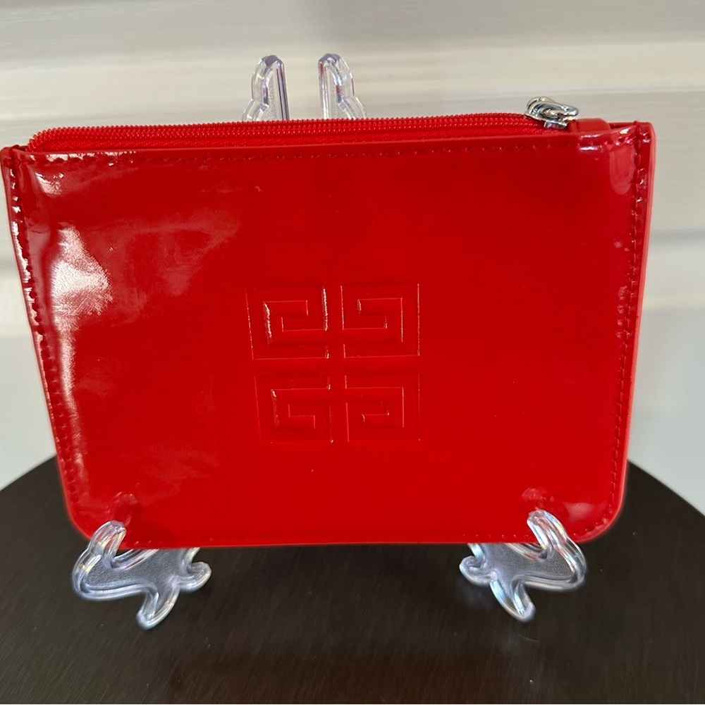Givenchy Parfums Red Patent Leather Pouch / Cosmetic Bag – GWP/VIP Item - NEW